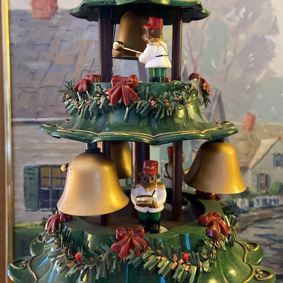 Bell tower tree Christmas decoration vintage bears ringing bells - Picture 13 of 15